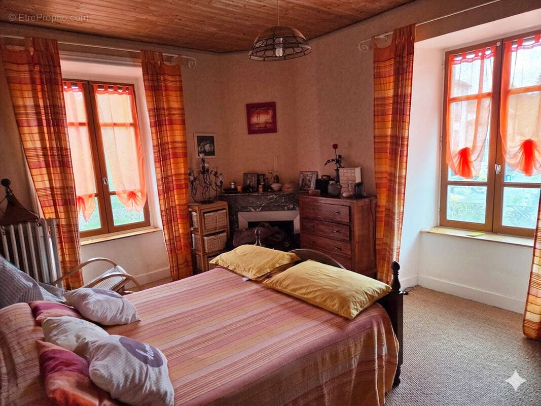 Maison à MAZET-SAINT-VOY