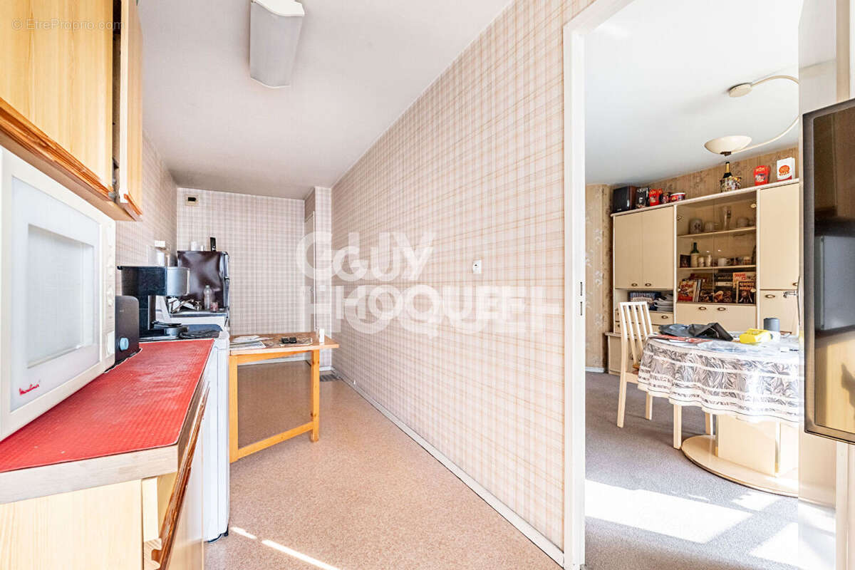 Appartement à VILLENEUVE-LA-GARENNE