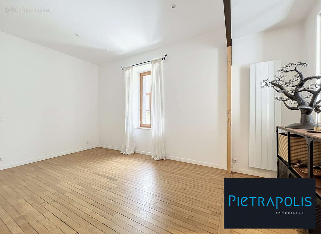 Appartement à FONTAINE-LES-DIJON