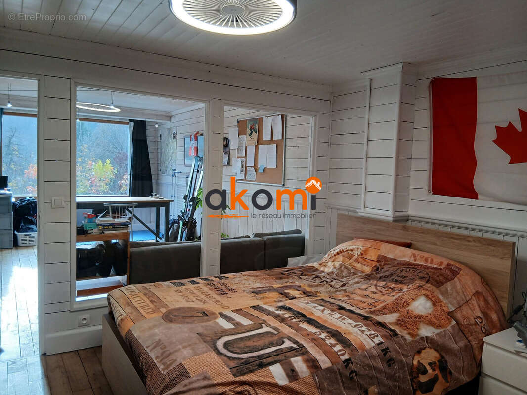 Appartement à SERRAVAL