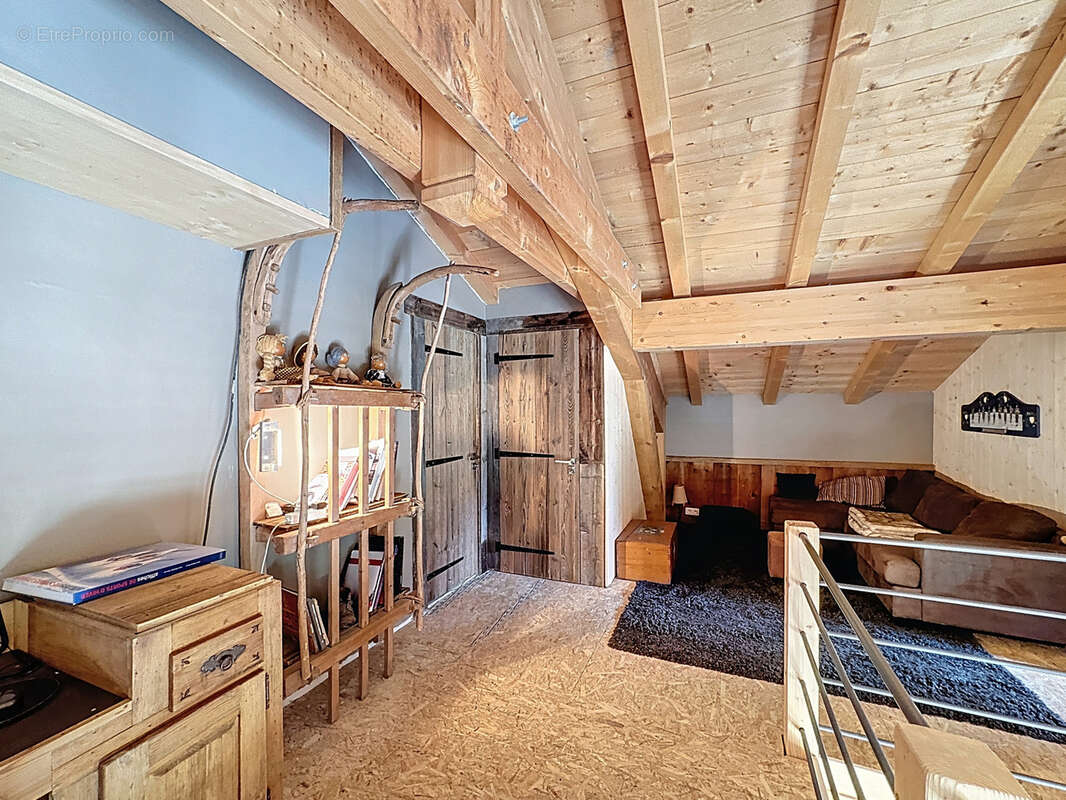 Les Gets - Chalet de 202 m2 - Environnement préservé et lumineux - photo 15