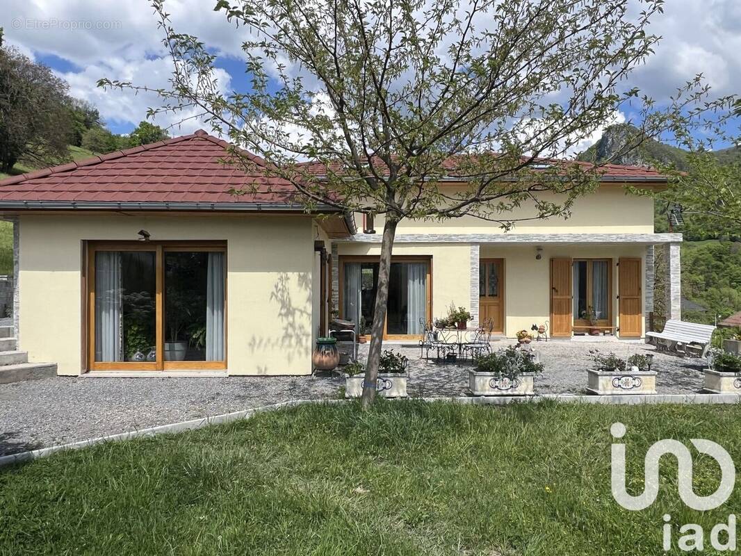 Photo 1 - Maison à SAINT-FERREOL