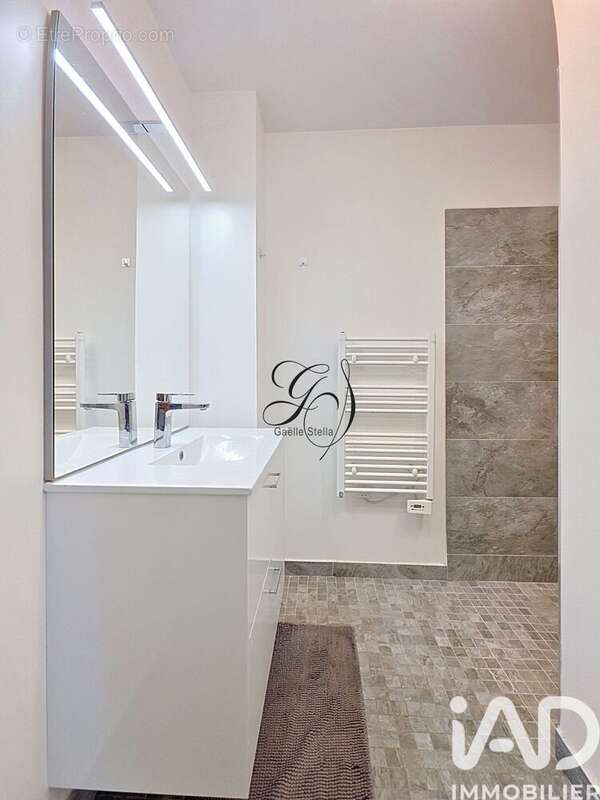 Appartement 59 m² à Le Pradet  - photo 6