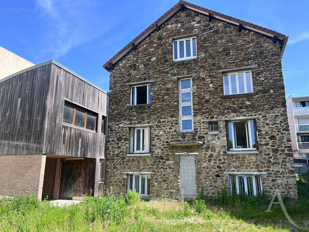 Maison à MONTREUIL