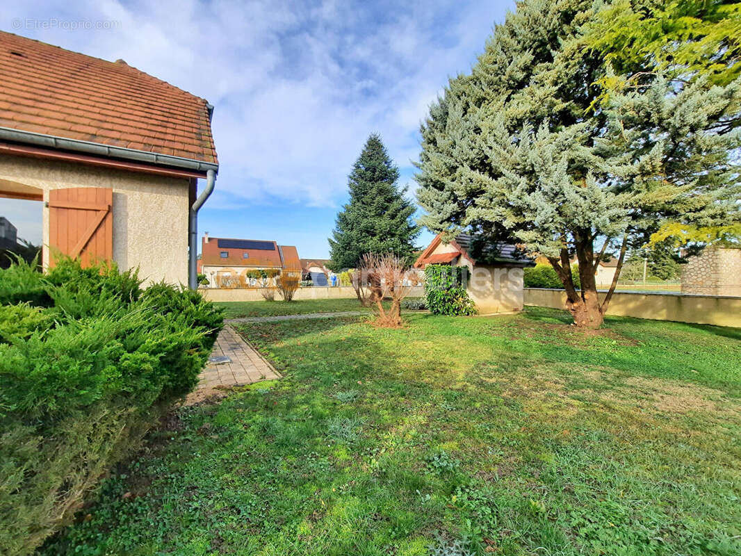 Maison à PETIT-NOIR