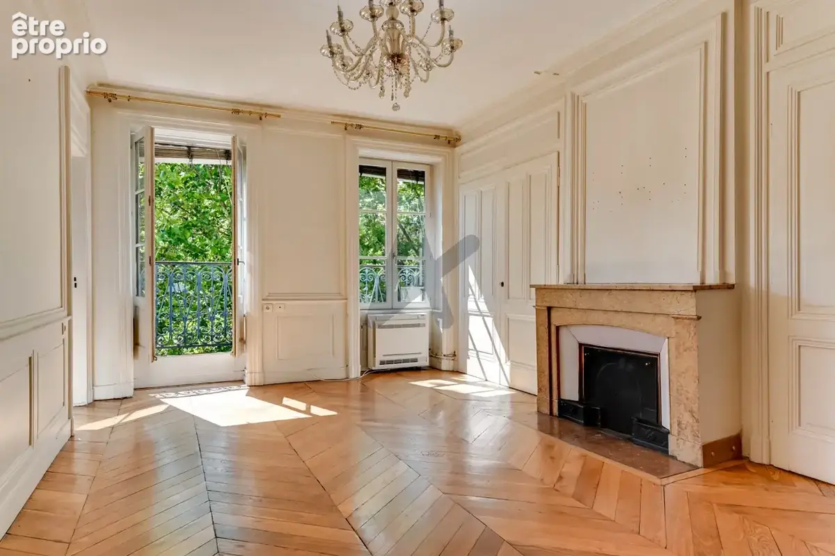 Appartement à LYON-6E