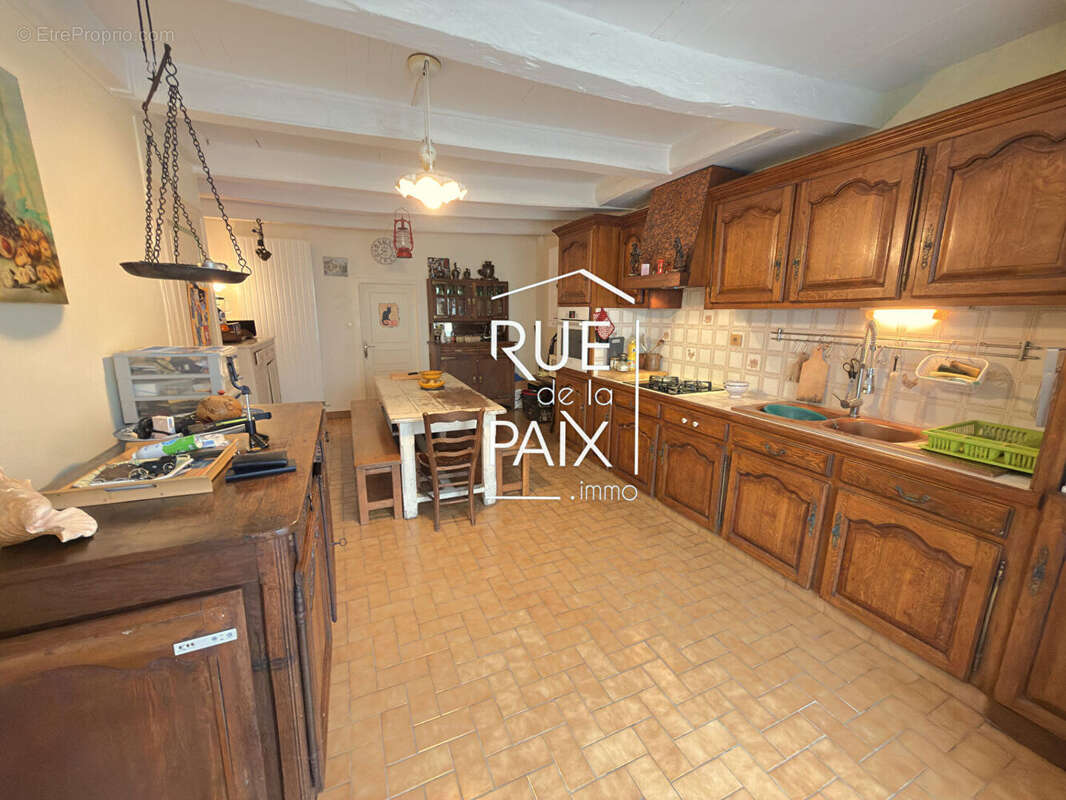 Maison à LAVAUSSEAU