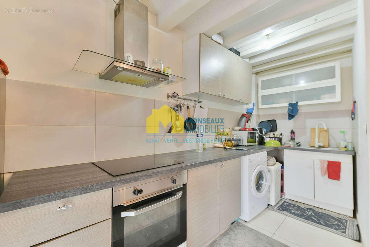 Appartement à SAINTE-GENEVIEVE-DES-BOIS