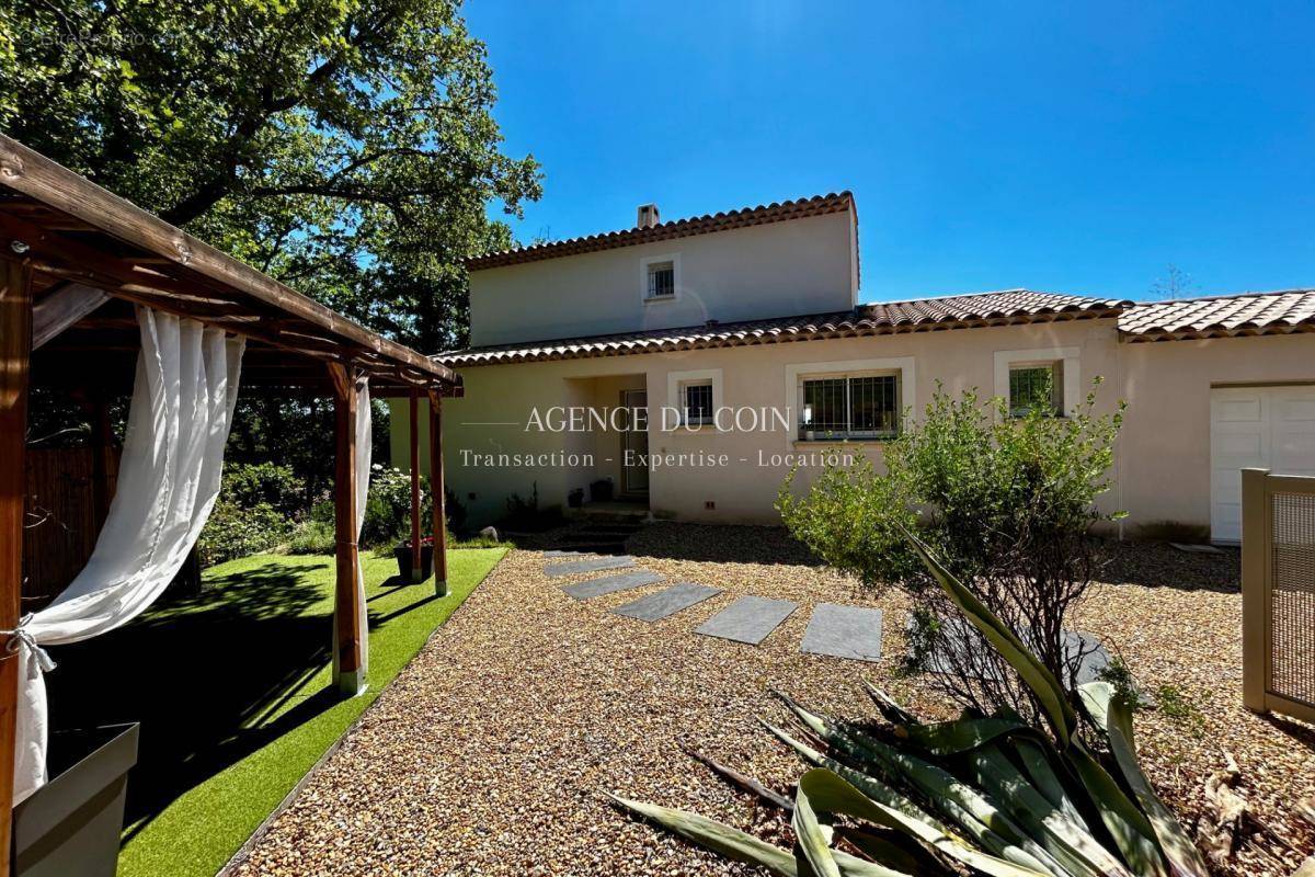 Maison à FIGANIERES