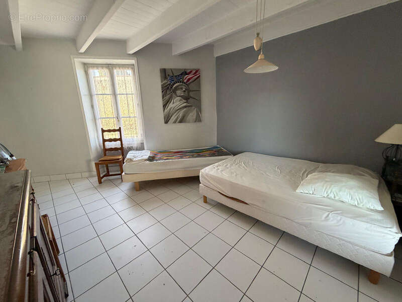 Maison à SAINT-MICHEL-EN-L'HERM