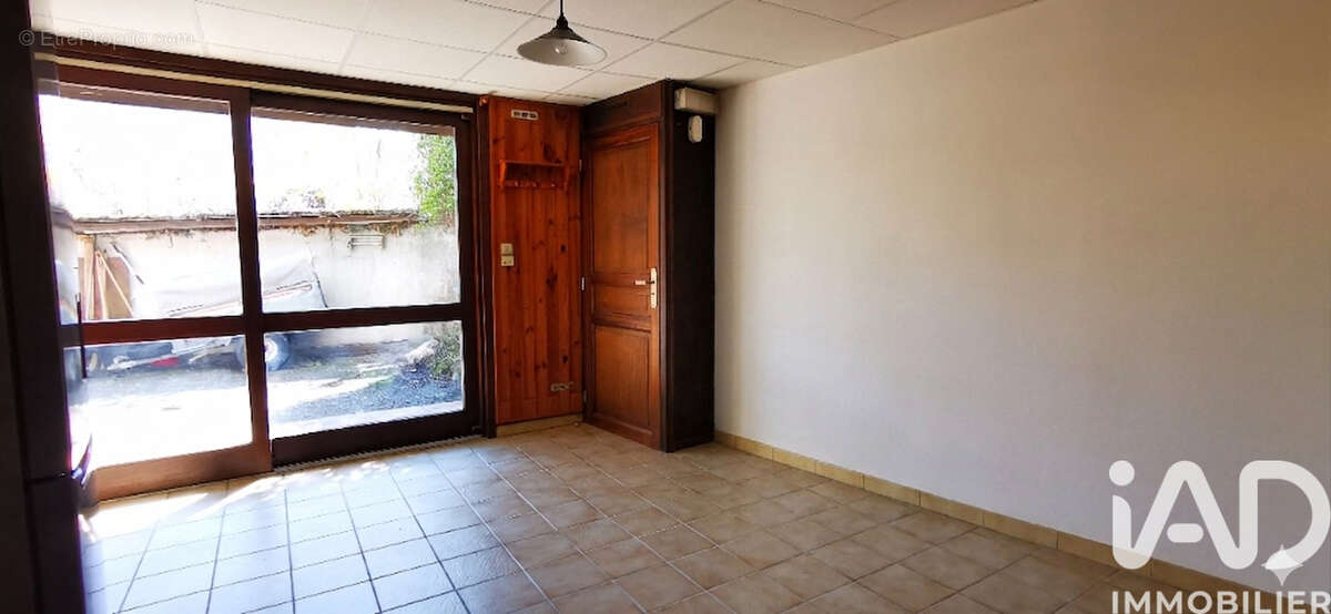 Photo 6 - Maison à BRIE-ET-ANGONNES