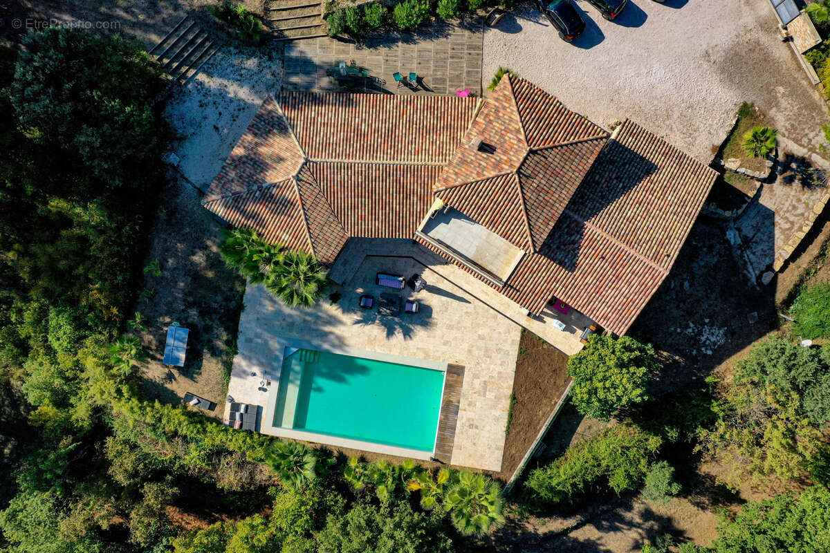 Maison à DRAGUIGNAN