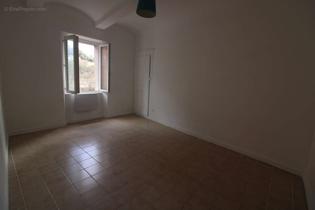 Appartement à BESSEGES