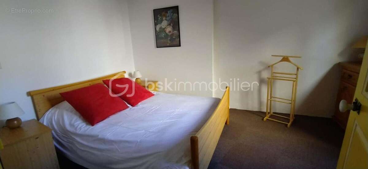 Maison de 100m² - 3 chambres - accès véhicule, cave 35m² - Cœur de THOARD - photo 12