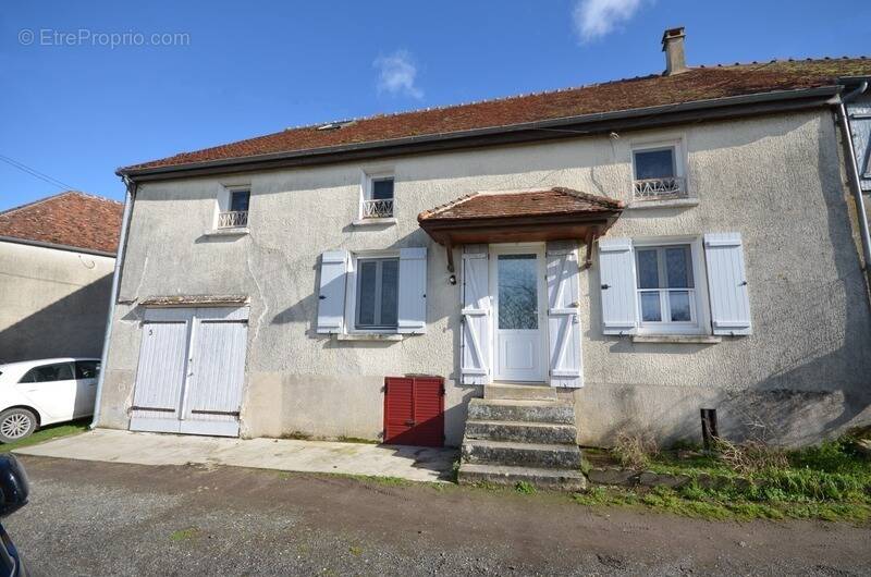 Maison à LA FERTE-GAUCHER