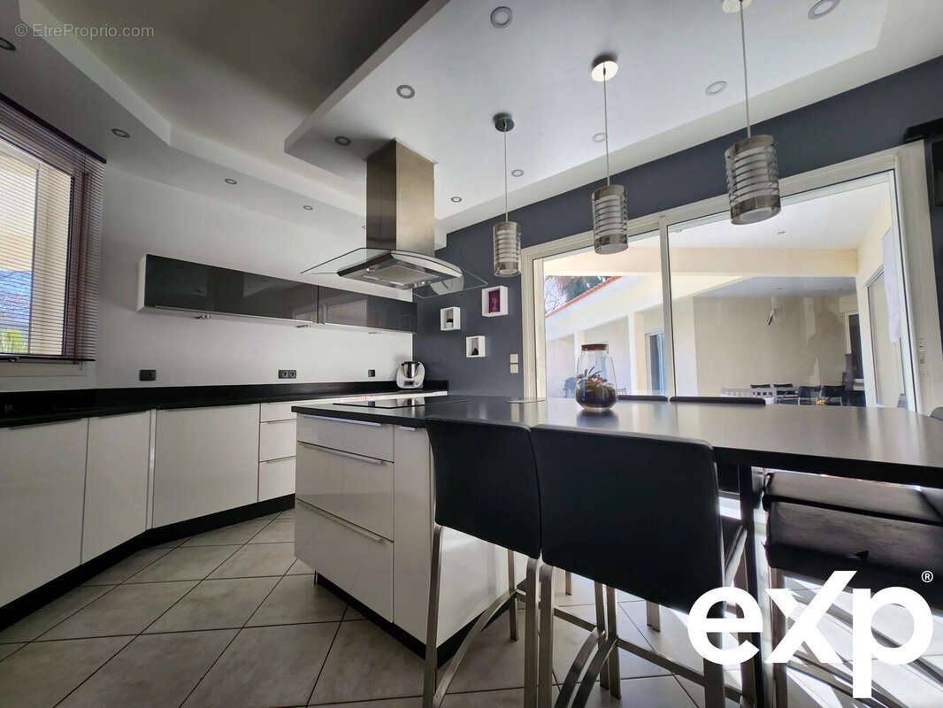 Maison à CORNEILLA-LA-RIVIERE