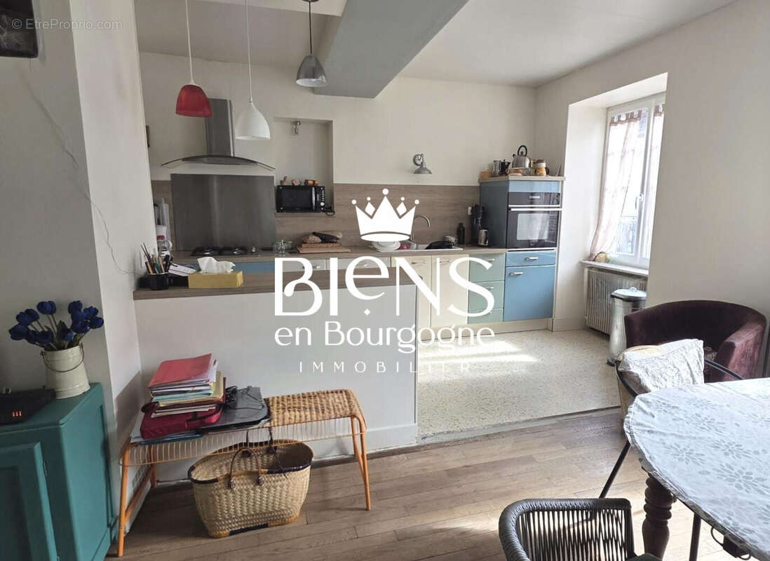 Maison à SAINT-GILLES