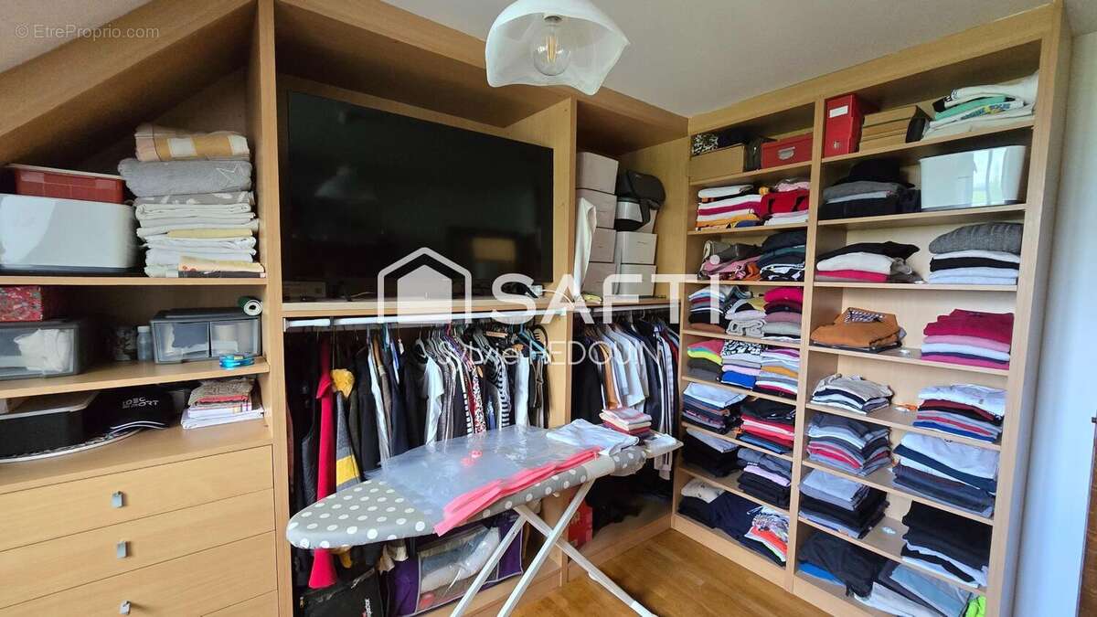 Maison 143 m² à Le Ham  - photo 7
