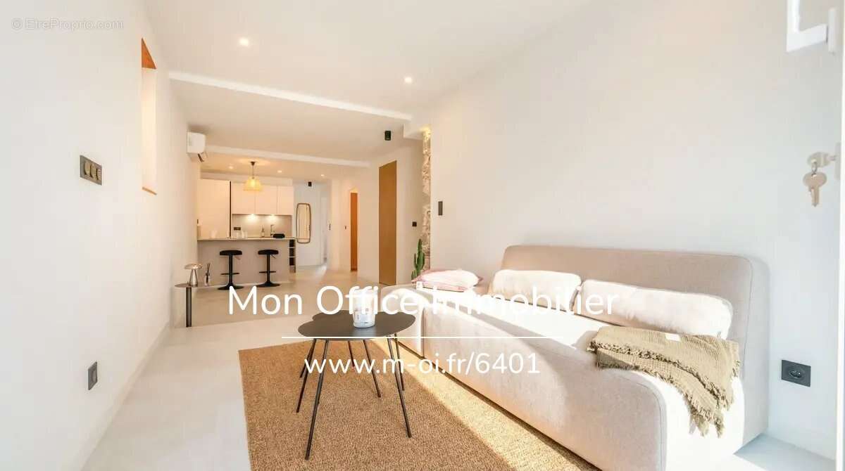 Appartement à PEYNIER