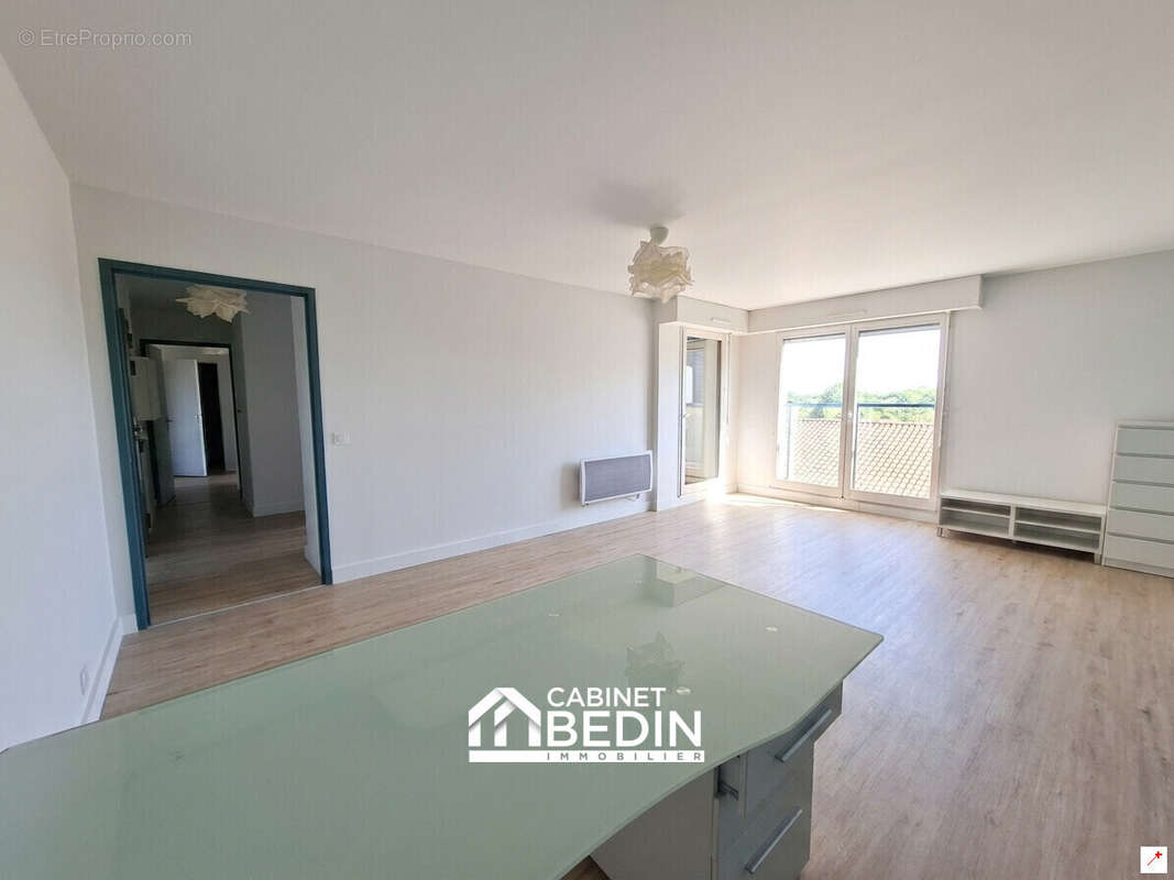 Appartement 71 m² à Merignac  - photo 6