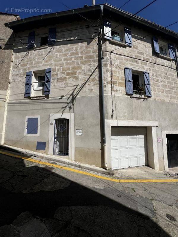 Maison à SAINT-GILLES