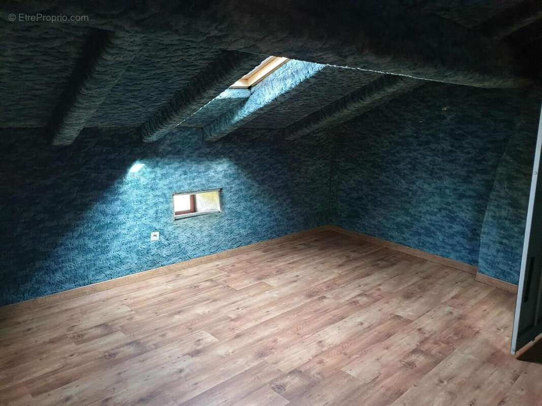 Autre à LE CHEYLARD