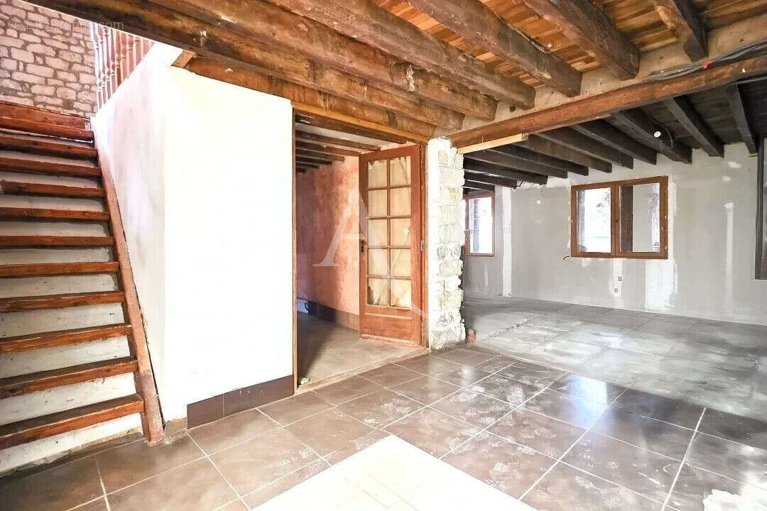 Maison à FREMECOURT