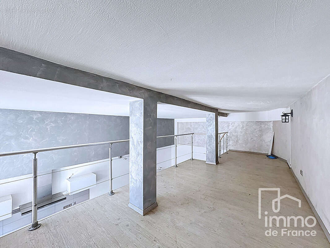 Appartement à BELLEGARDE-SUR-VALSERINE