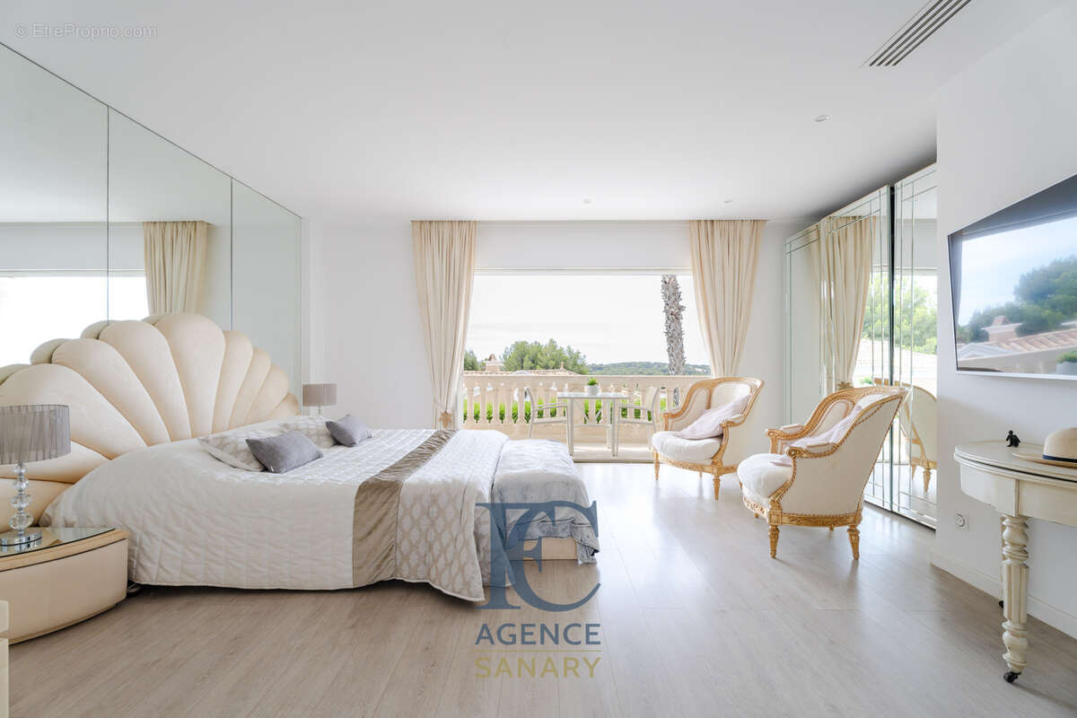 Maison à SANARY-SUR-MER