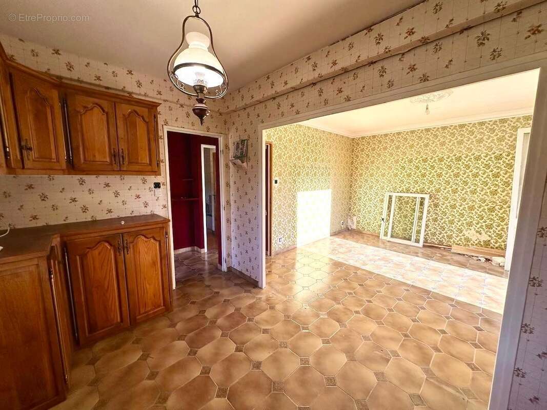   - Maison à LUZENAC