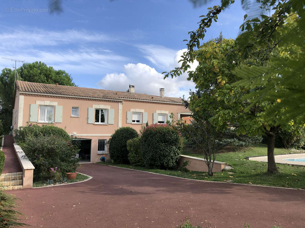 Maison à BARBEZIEUX-SAINT-HILAIRE