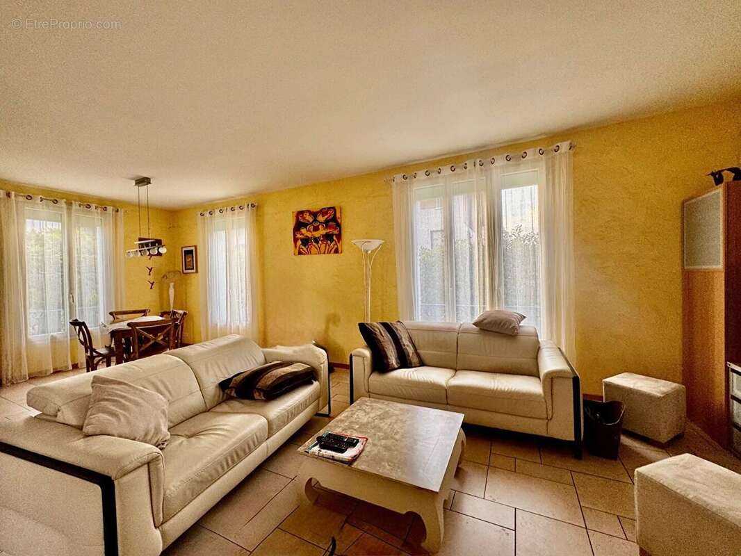 Maison à BOIS-COLOMBES