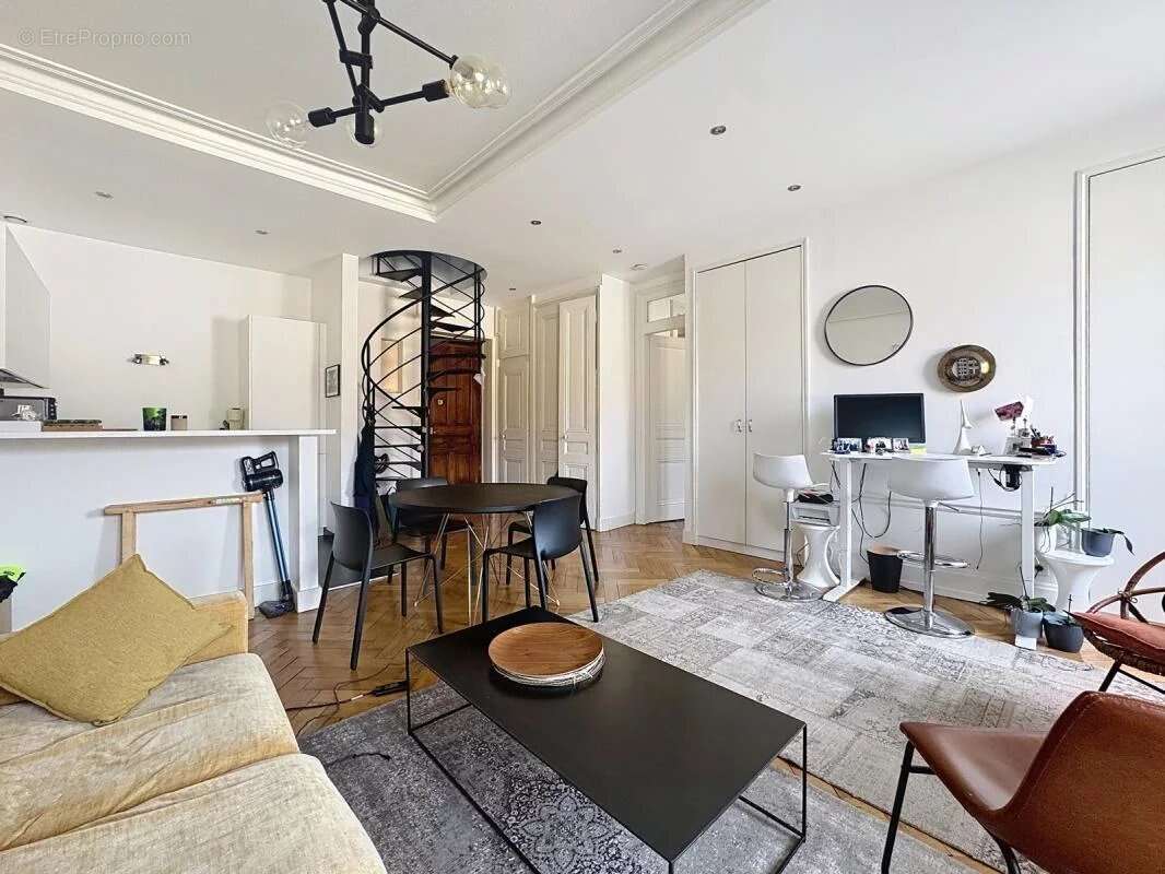Appartement à LYON-5E