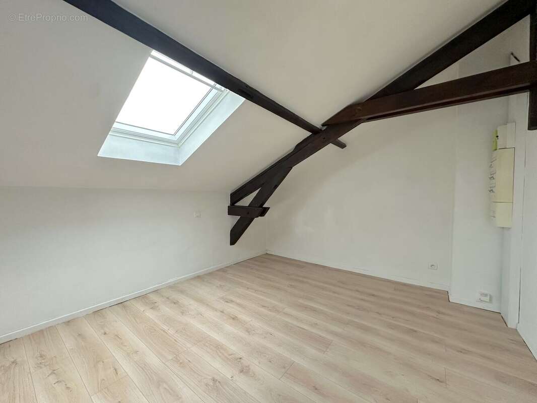 Appartement à CORBEIL-ESSONNES