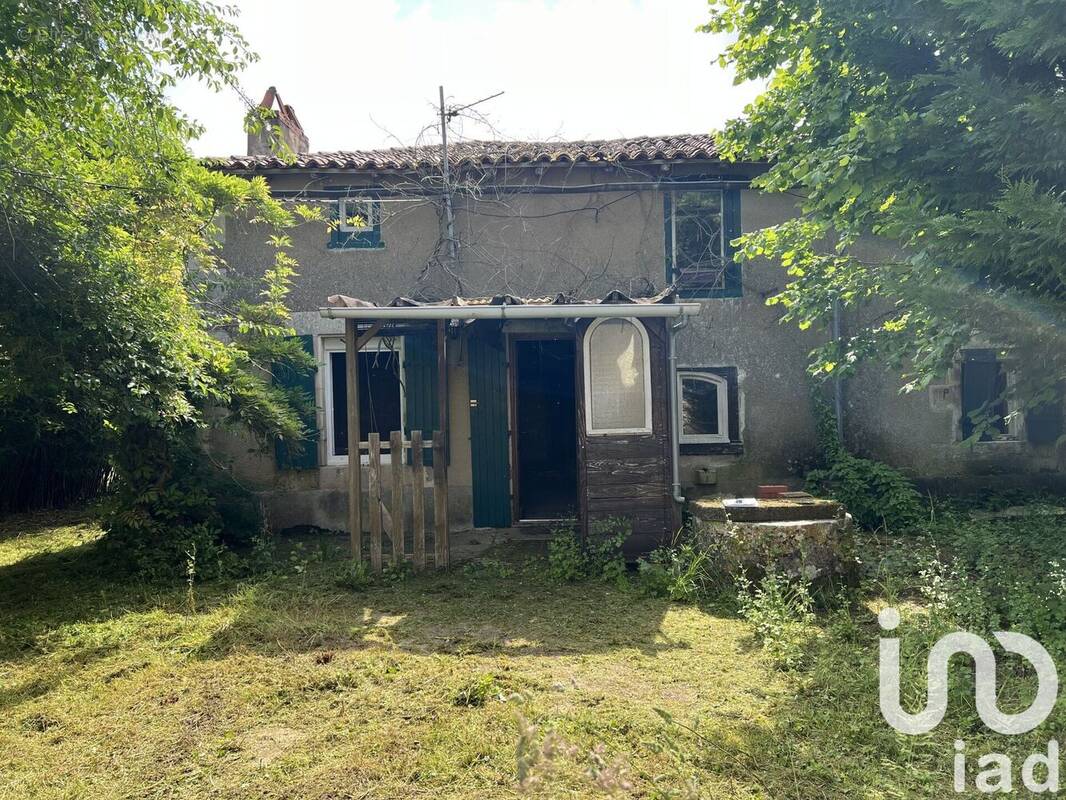 Photo 1 - Maison à CHARROUX