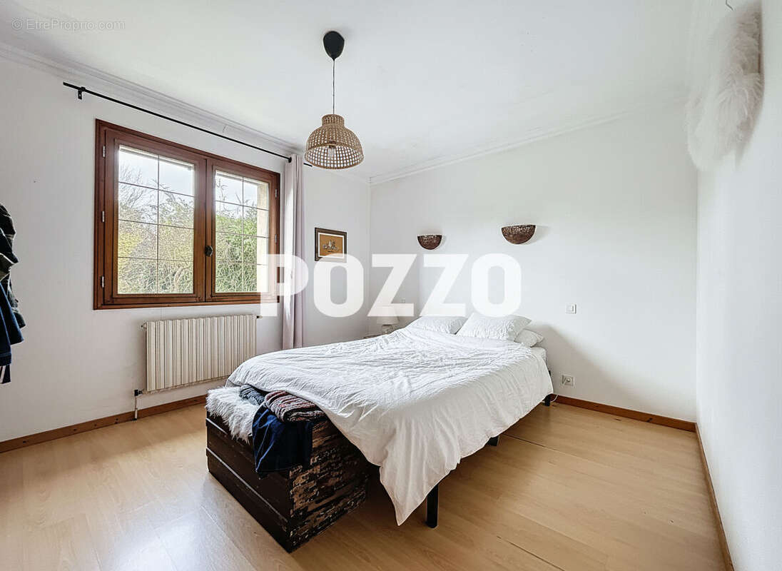 Maison à SAINT-PLANCHERS