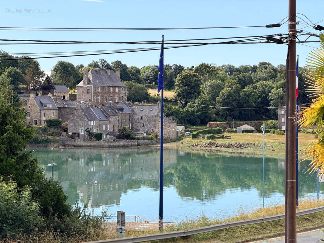 SAINT CAST LE GUILDO - Appartement T2 rénové avec goût et vue sur la château du Guildo - photo 1