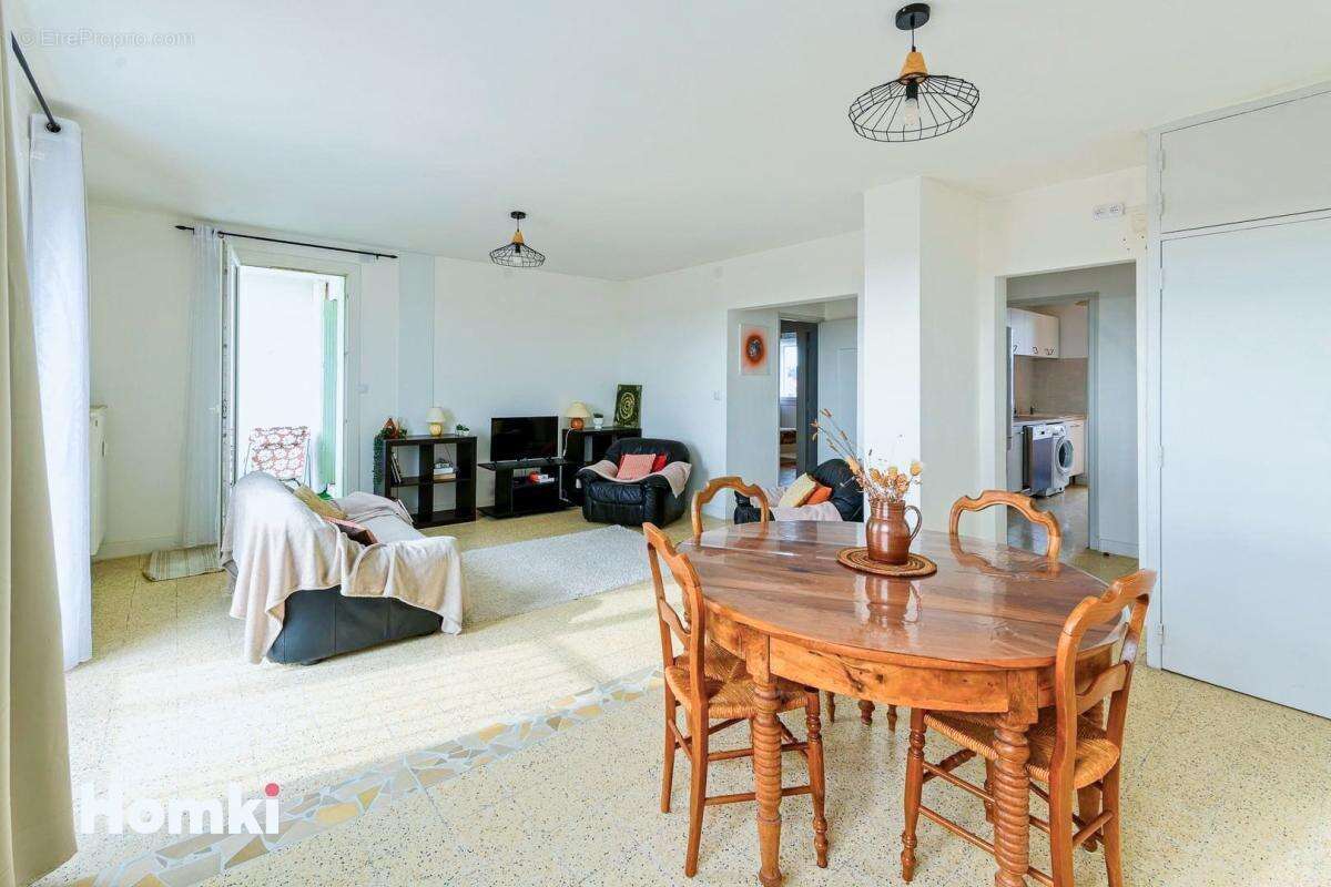 Appartement à NIMES