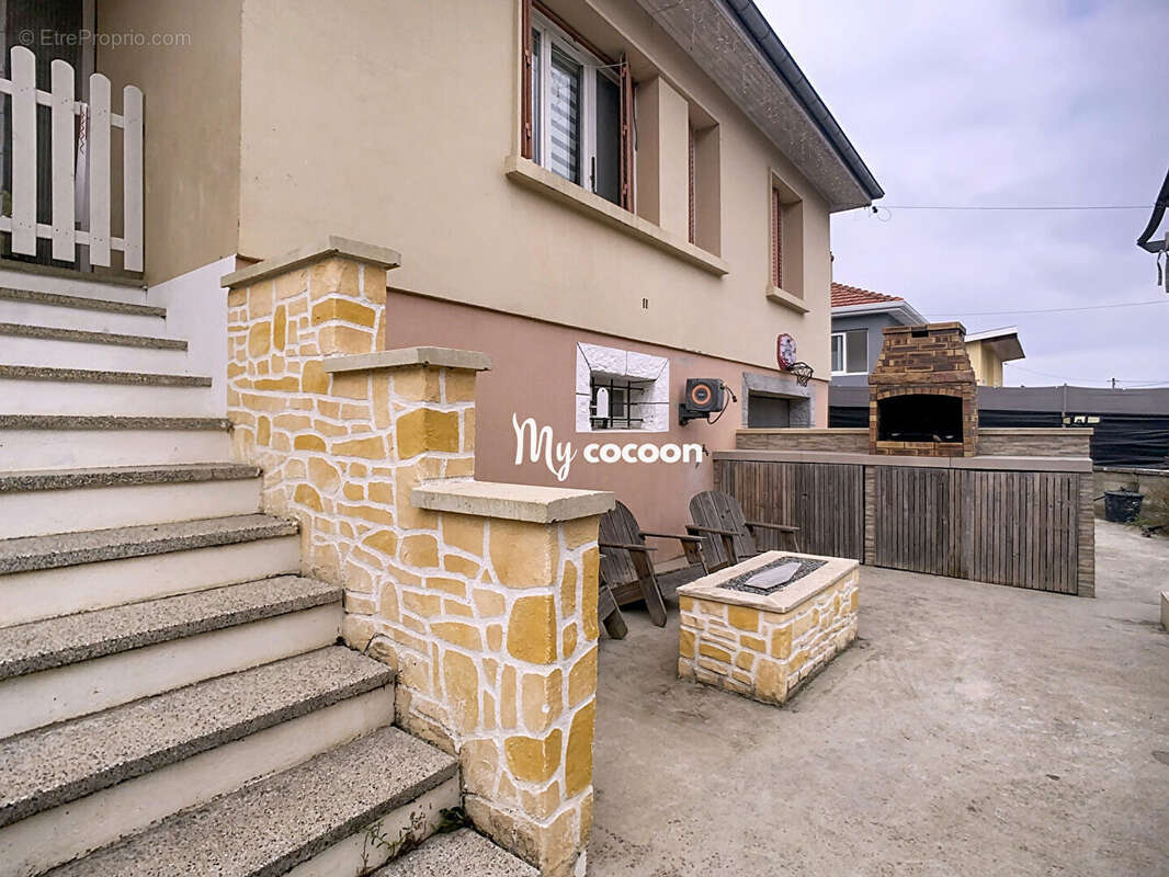 Maison à TIGNIEU-JAMEYZIEU