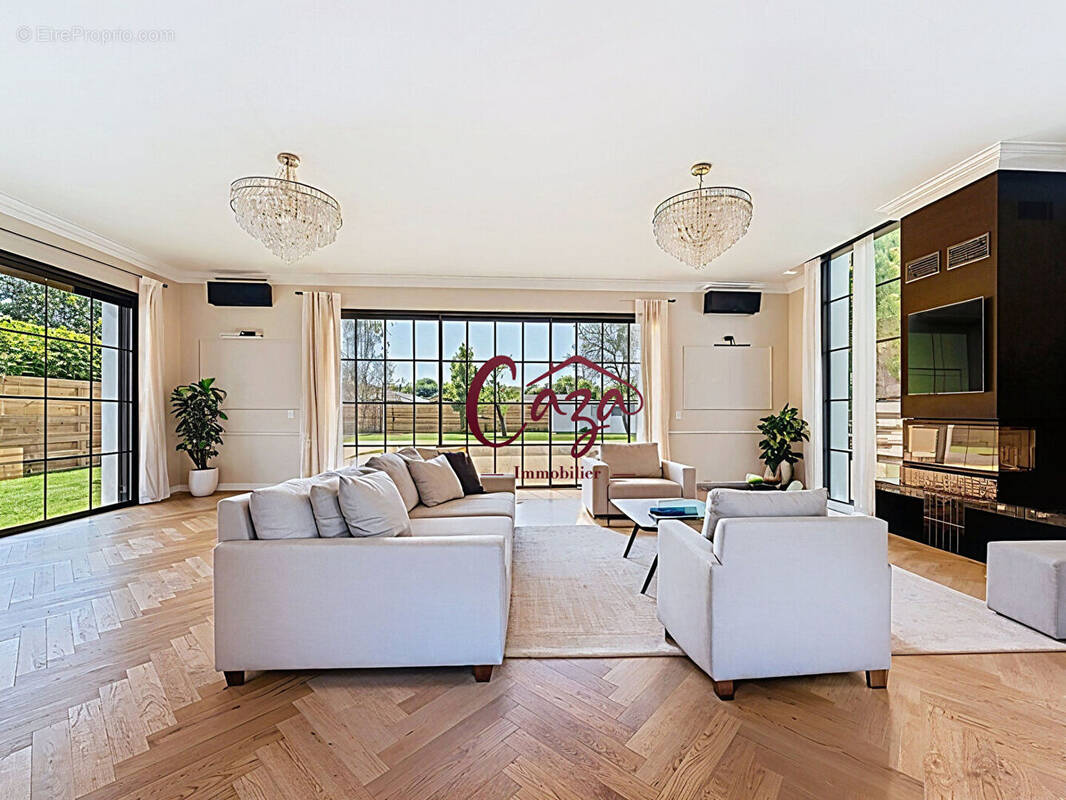 Maison à SAINT-SULPICE-ET-CAMEYRAC