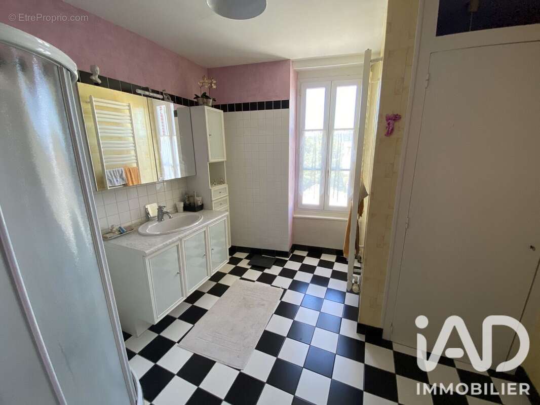 Maison 130 m² à Les Herbiers  - photo 9
