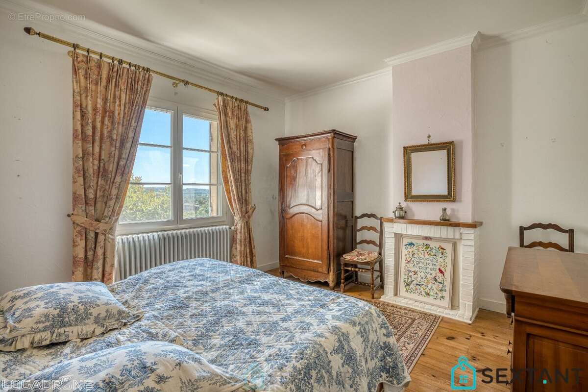 Maison à MOULEYDIER