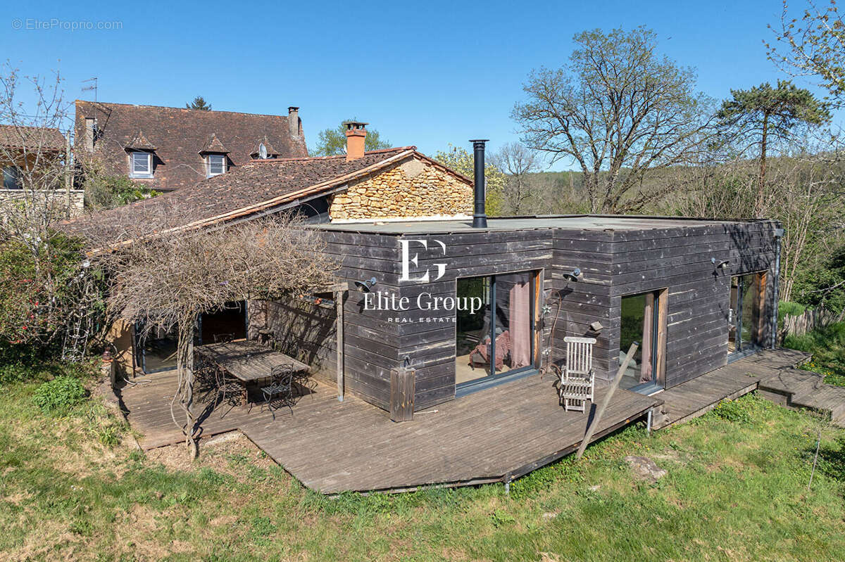 Maison à MONPLAISANT