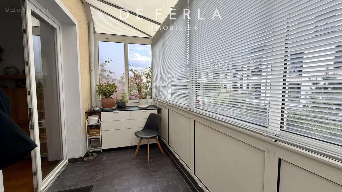 Appartement à SURESNES