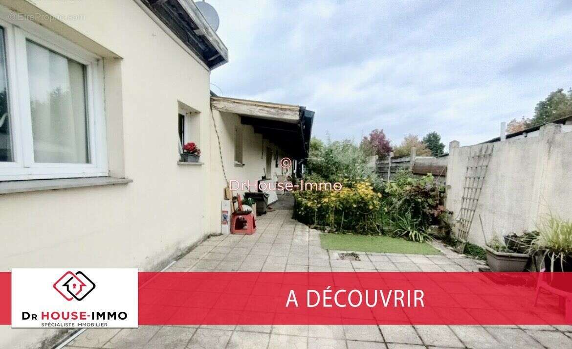 Maison à VIEUX-CONDE