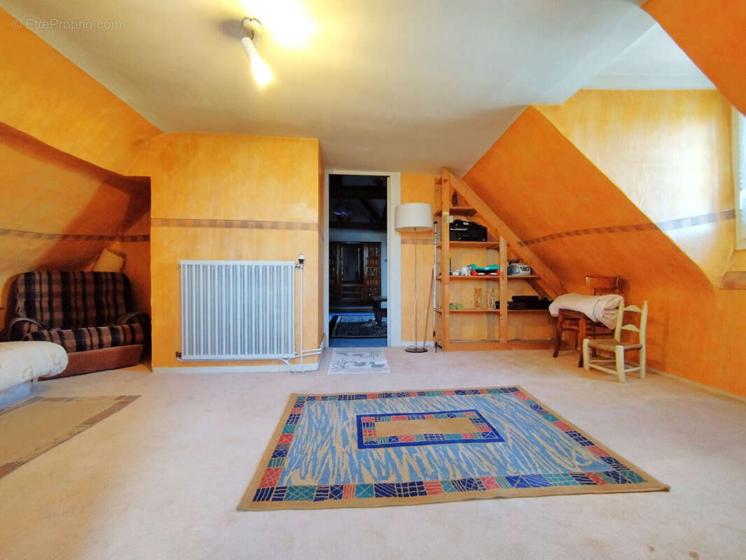 Maison à SAINT-PIERRE-DES-CORPS