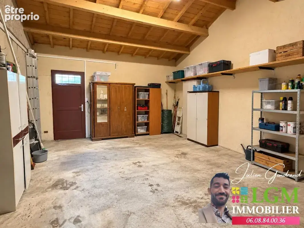 Maison de 132,62 m² avec piscine et terrain divisible et constructible de 1 374 m² à Rodilhan  - photo 19