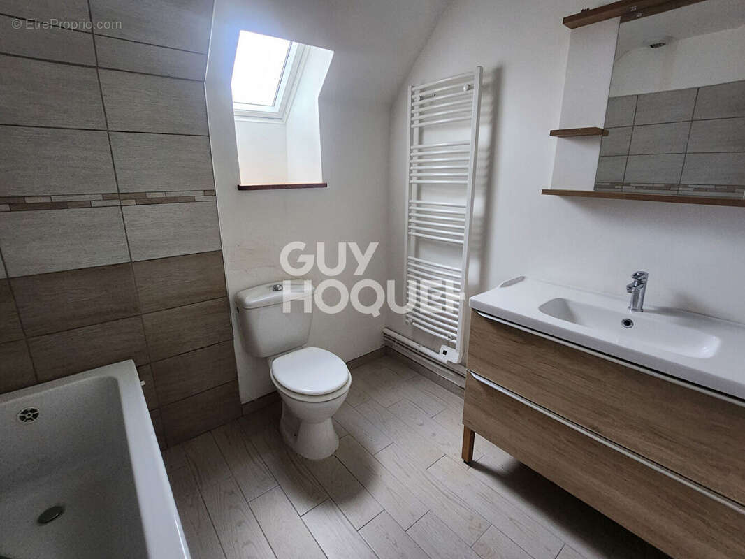 Maison à LONGUEVILLE