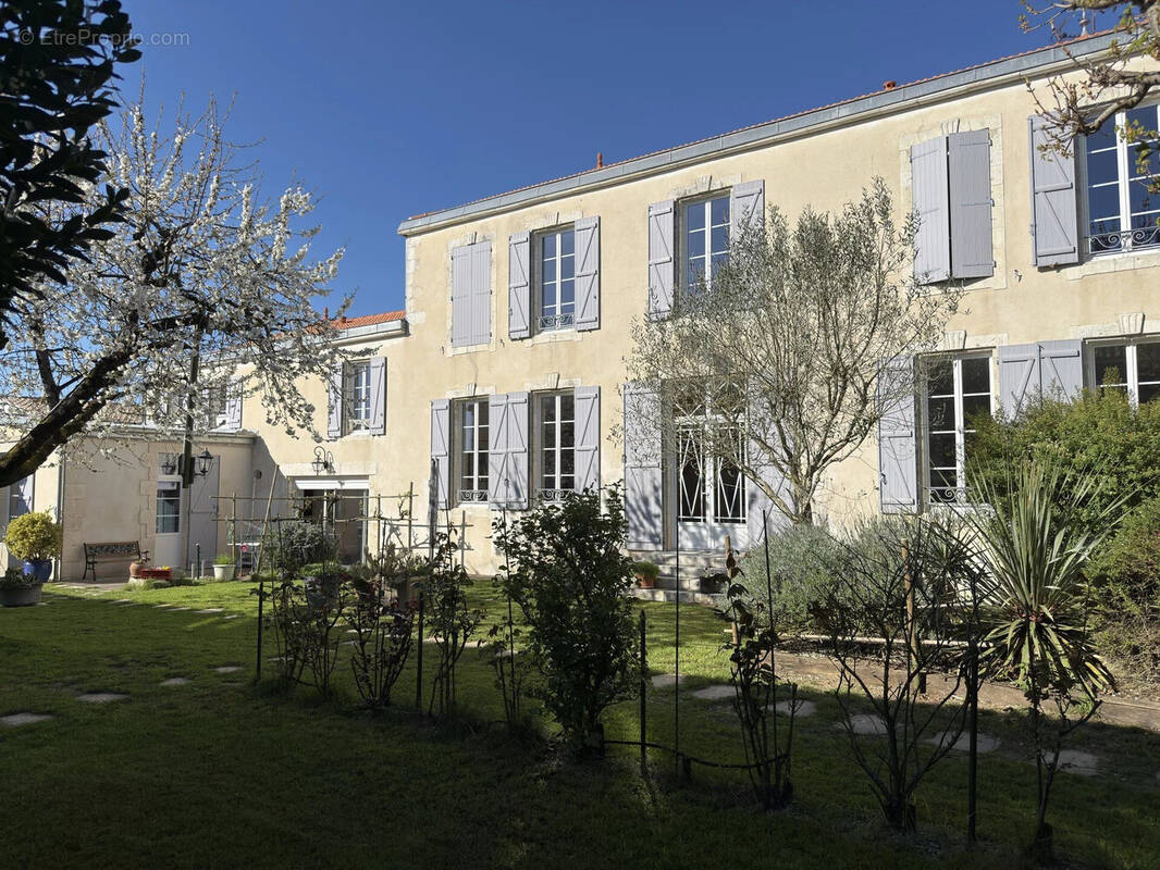 Maison à BOURGNEUF