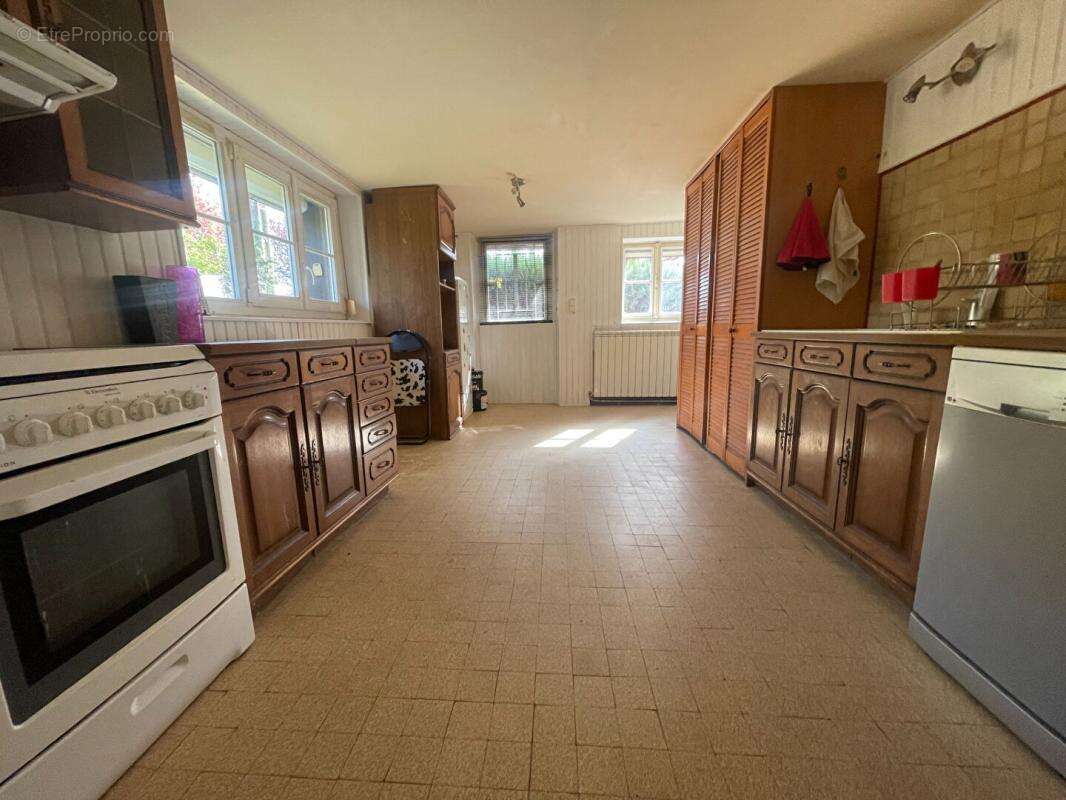 Maison à NOGENT-SUR-VERNISSON